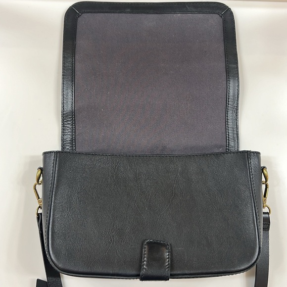 Madewell The Transport Flap Shoulder Bag - Picture 7 of 8